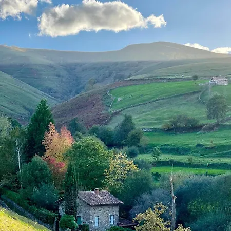 El Molino De Leyte - Charming Riverside In Carmona, Cantabria Holiday home *